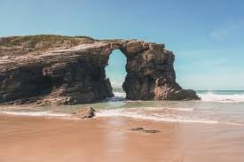 playa de las catedrales donde esta